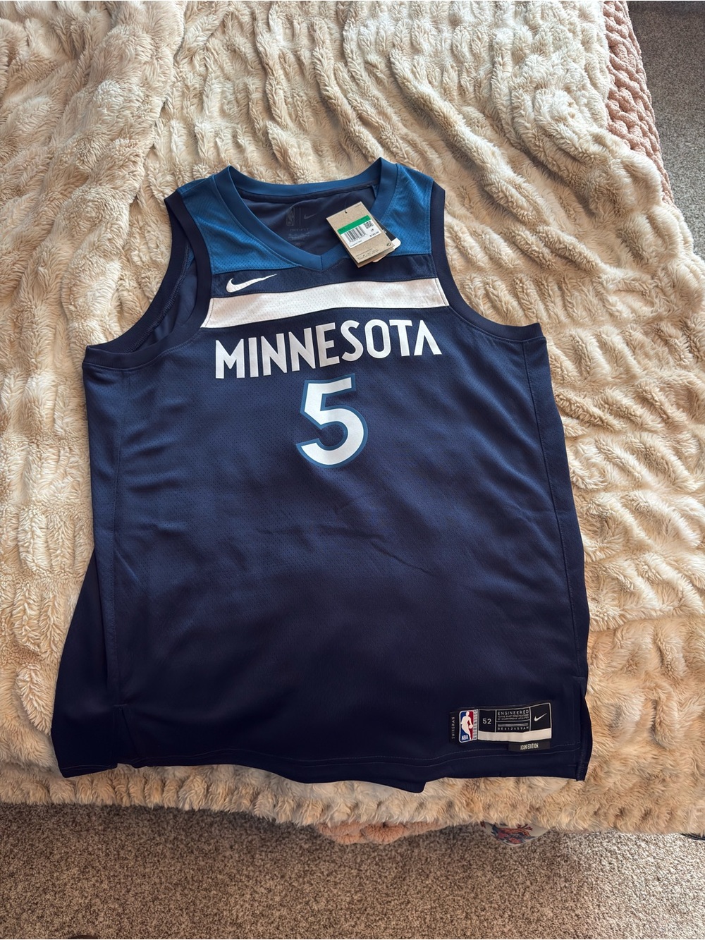 Nike Minnesota Timberwolves #5 Anthony Edwards jersey - NWT